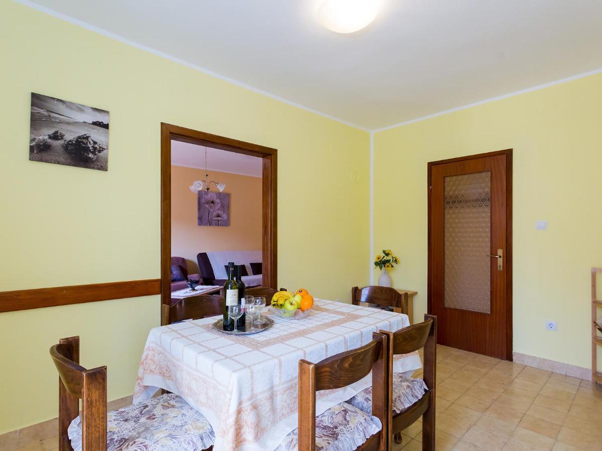 Apartments Davorka Poreč Exteriör bild